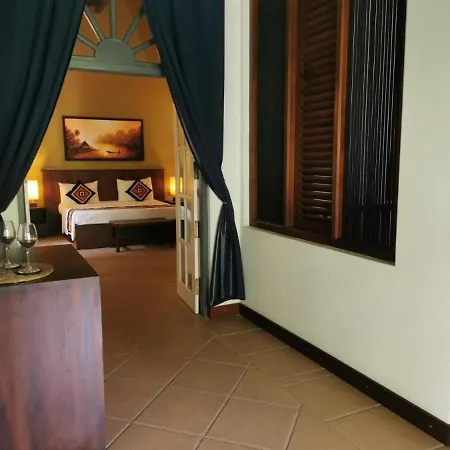 The Villa Green Inn Negombo Exterior photo